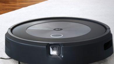 Roomba® j7 掃地機器人能即時對家中環境做出反應。PrecisionVision 精準辨識導航可辨識並避開寵物排泄物和充電線等障礙物，確實完成工作。