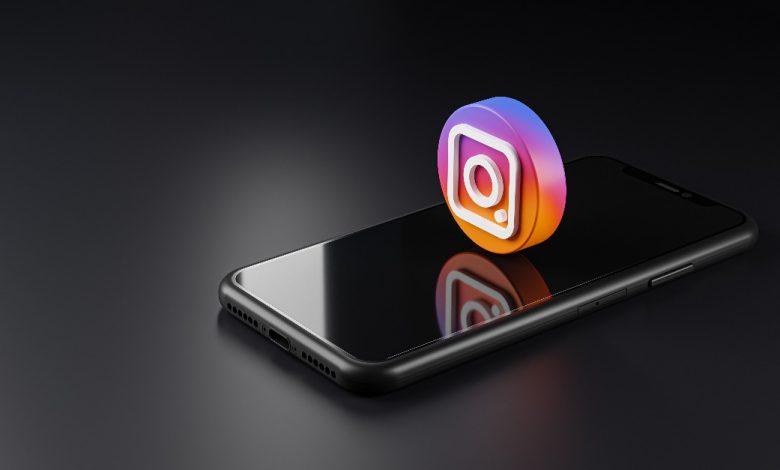 最新報告顯示Meta旗下的社群媒體平台Facebook和 Instagram是兩個最侵犯隱私的應用程式。示意圖。（圖／123RF）