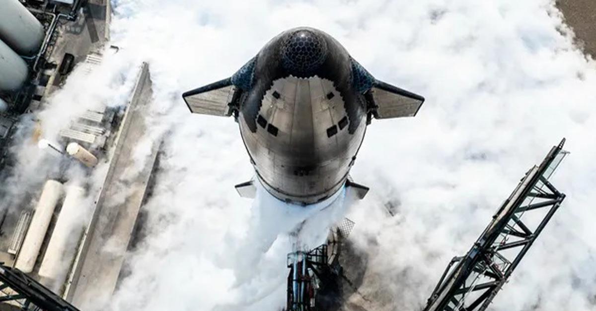 SpaceX conducts a fueling test with its Starship vehicle on May 28 2024. The company received an FAA launch license for a June 6 test flight. Image credit SpaceX via X