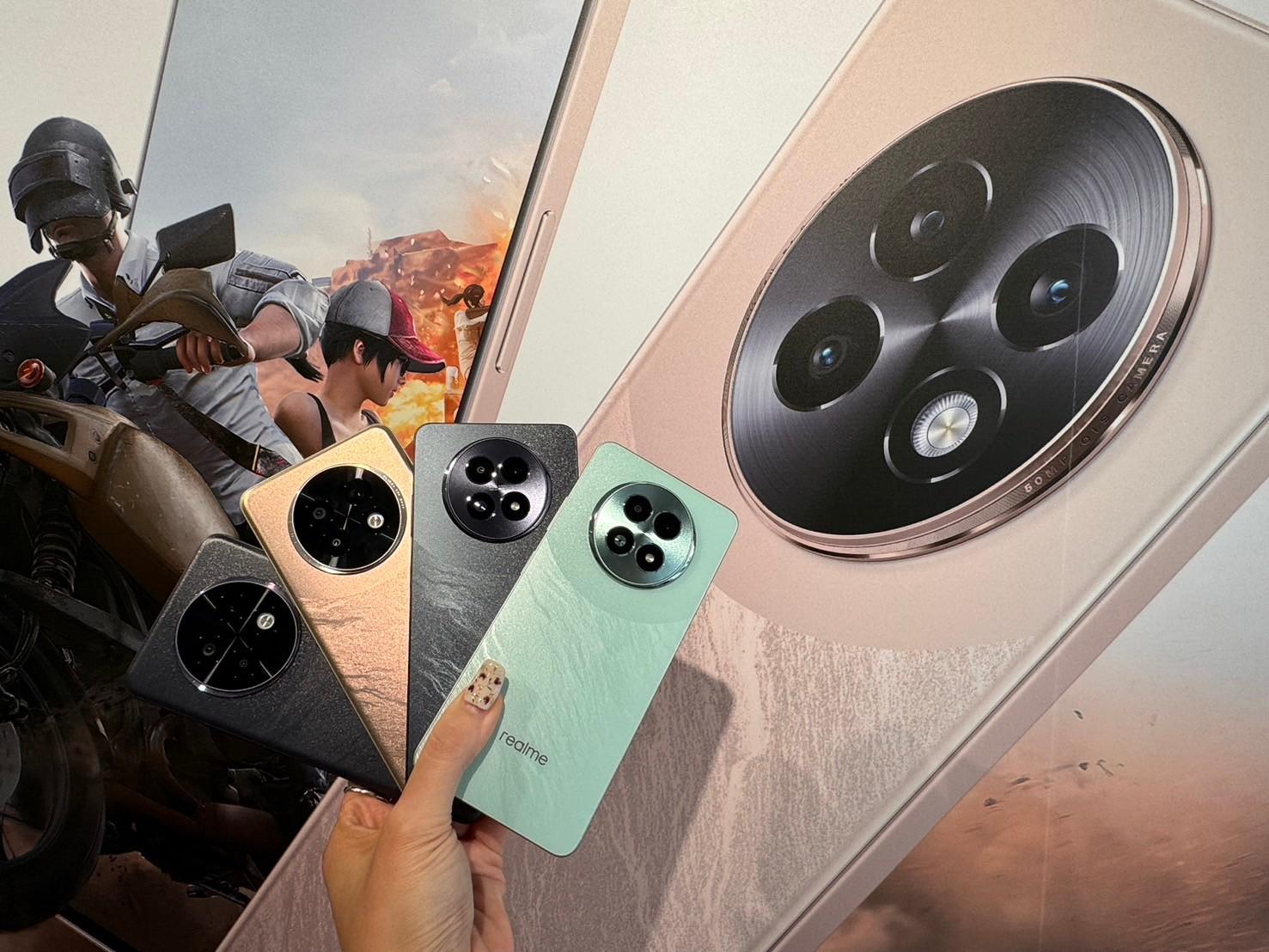realme 13 2