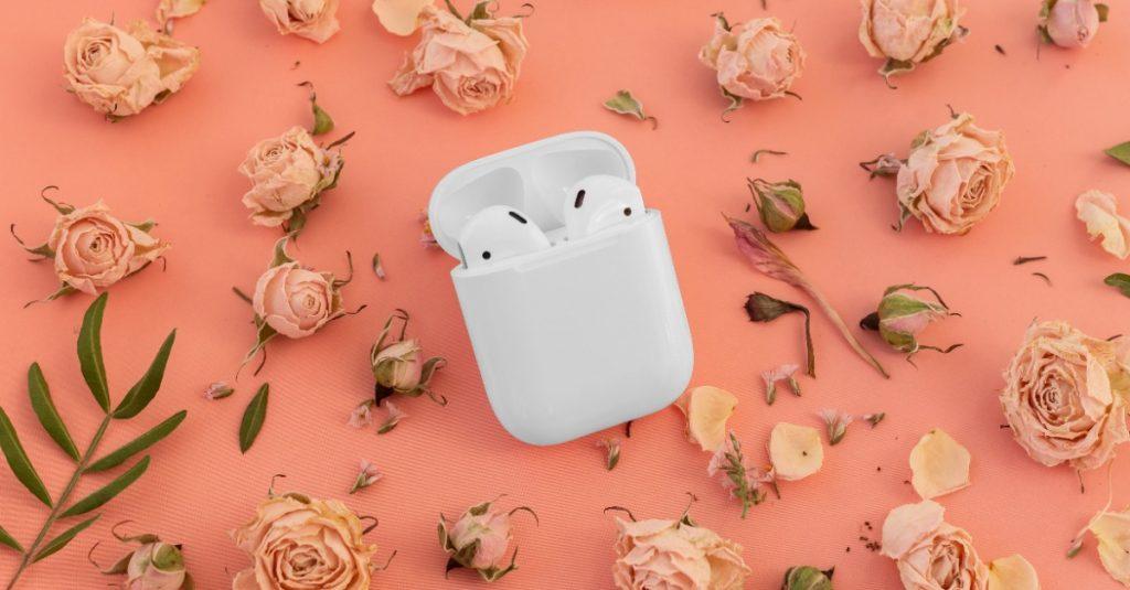 稍早郭明錤指出蘋果已經開始重新定位旗下AirPods,並冀望賦予更多健康偵測功能來帶動出貨量。