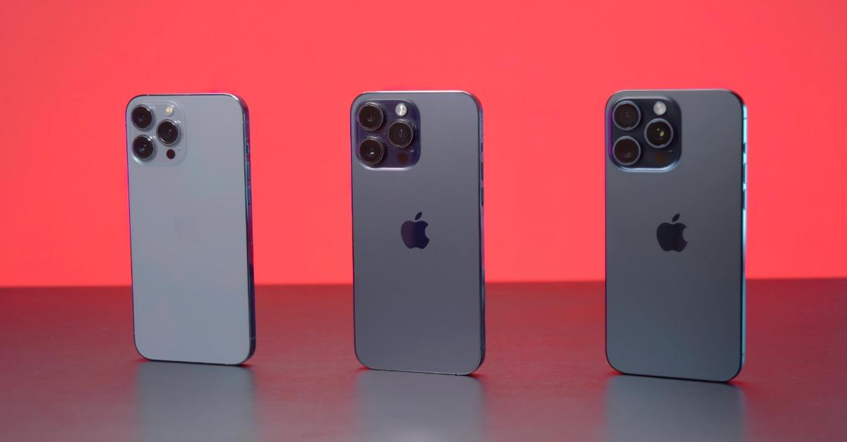 Comparison of new iPhone 15 with versions 14 and 13 generations