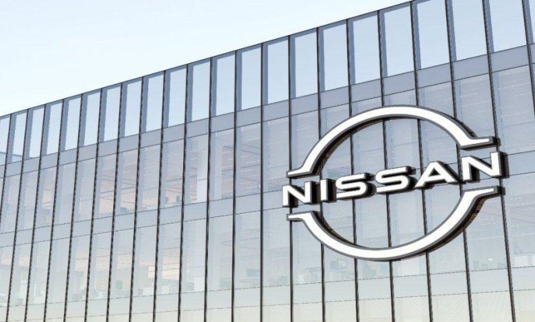 NISSAN