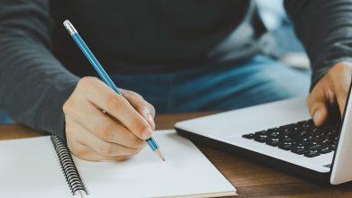 工程師在臉書自爆，想幫姪女代寫學習歷程檔案。教育部次長葉丙成說，幫孩子作弊，不是教育，而且對孩子的未來傷害極大。