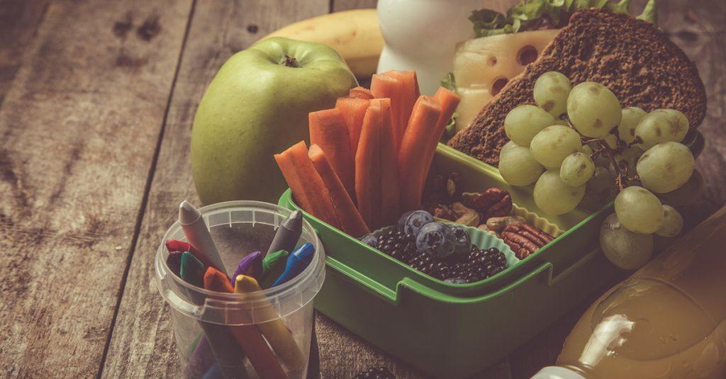 蘋果「AI醫生」可以提供食物追蹤和運動姿勢糾正等功能。（圖／123RF）