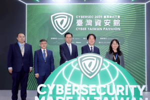 數發部在2025臺灣資安大會中打造臺灣資安館，聚焦軍工、AI及半體3大應用主題。