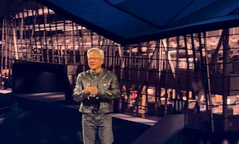 輝達執行長黃仁勳對於美國H20晶片禁令一事，坦言這是非常不幸的事。（圖／記者彭夢竺攝影）
