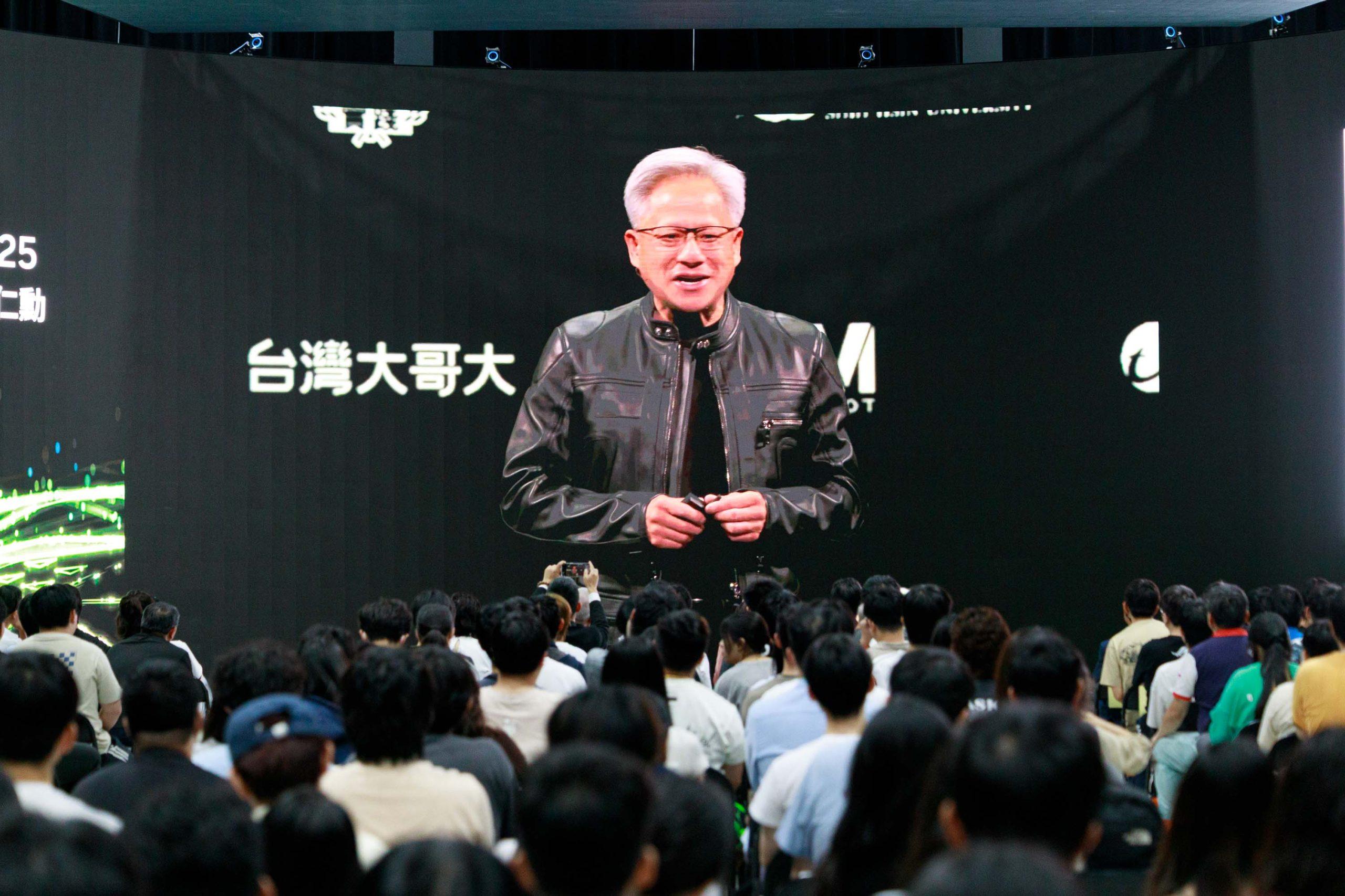 輝達執行長黃仁勳COMPUTEX主題演講19日登場,多所大學舉辦NVIDIA Watch Party直播演講,嗨翻大學生。