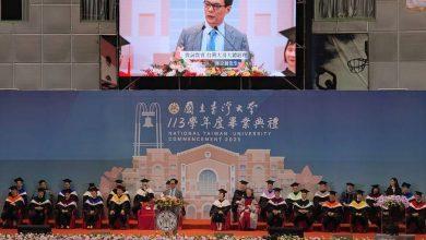 台灣大哥大總經理林之晨24日在台大畢典上，分享在科技業的創業歷程，勉勵學子越級打怪，可10倍速升級。