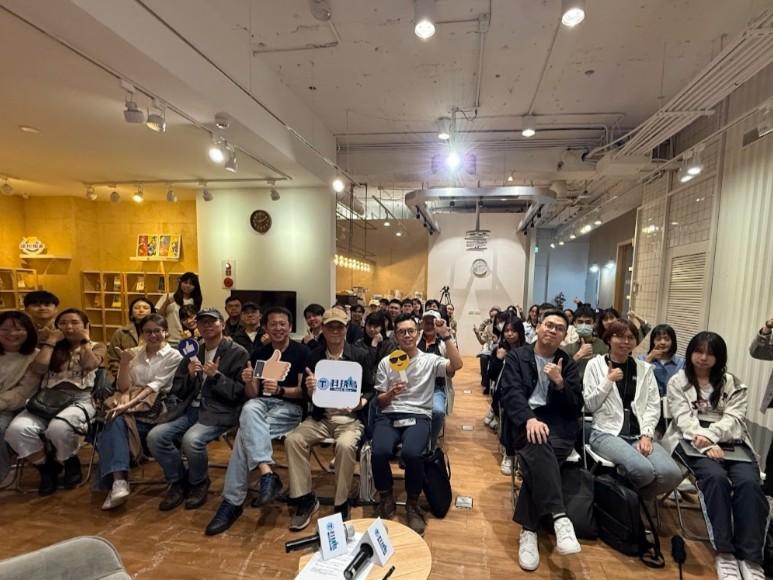科技小聚5月場邀請丁禹勝(Vincent)、陳思傑(傑哥),分享「Make」如何優化工作流程,以及如何利用ChatGPT生成創意行銷文案。