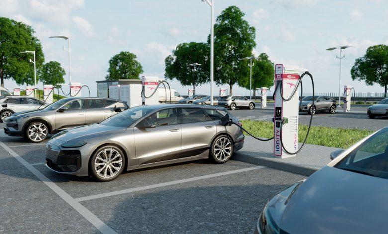 Ionity今年下半年將在歐洲推出支援最高600kW的超級快充站，讓電動車用戶在短短8分鐘內補充約300公里的續航力，充電速度接近傳統加油時間。