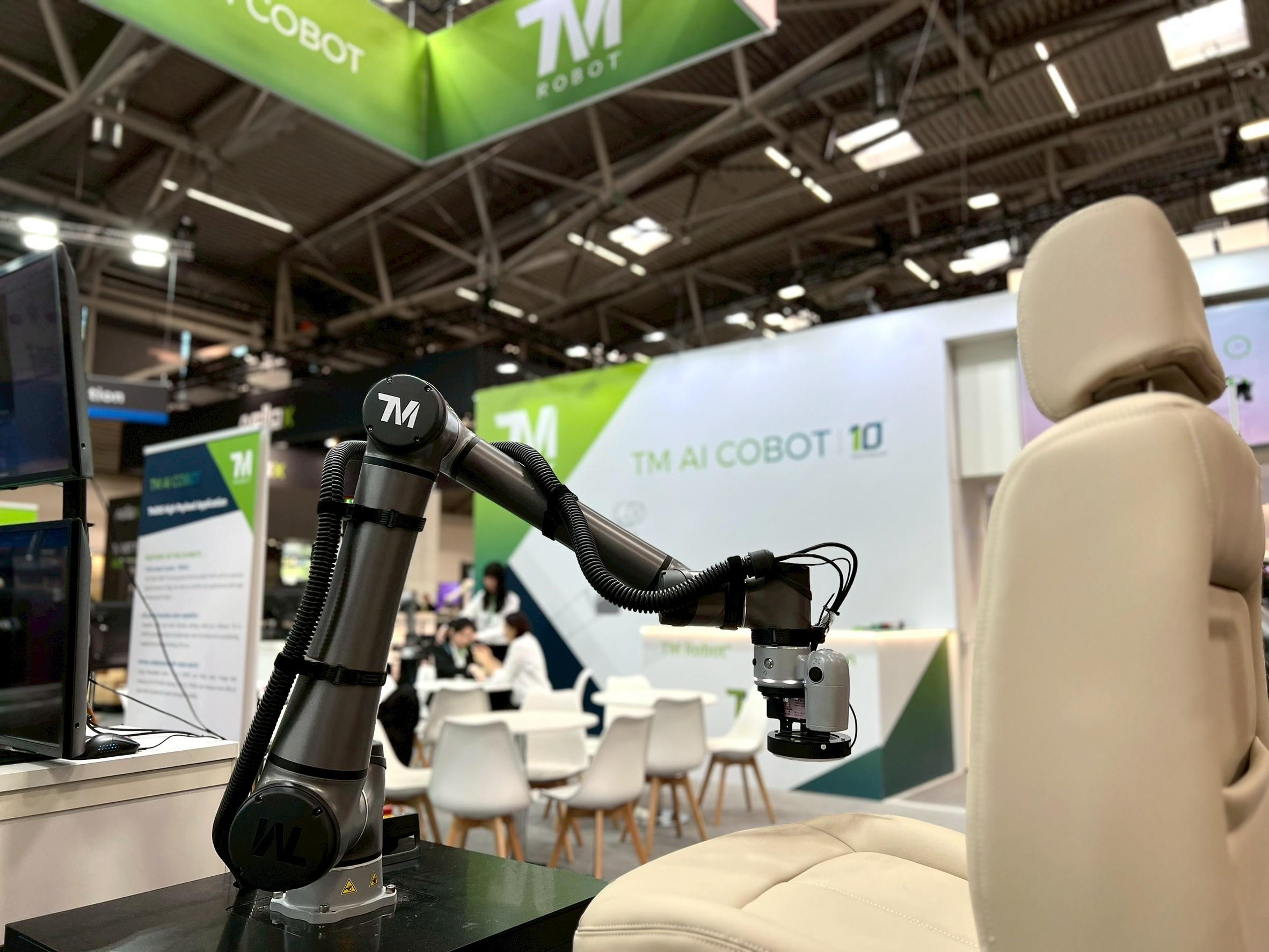 Techman Robot Celebrates 10 Years with AI-Powered Solutions at Automatica 2025_達明機器人提供