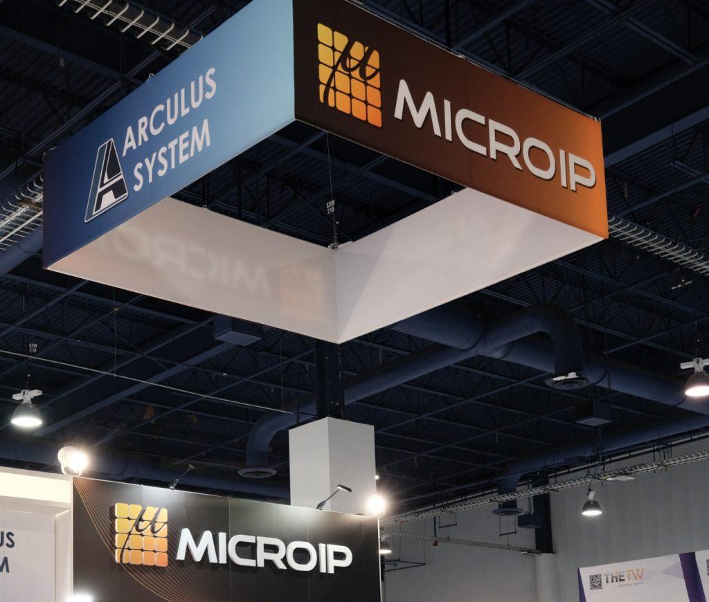 針對台灣科技業長期鬧人才荒議題，擷發科技董事長楊健盟認為，政府應進行長期且全面的戰略規劃。（圖／擷發科技提供）