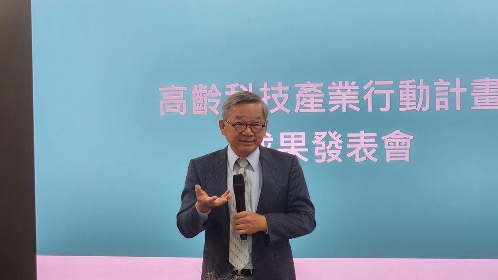 高齡科技產業，今年力拚創造3000億元產值，吳誠文表示，將組臺灣隊，讓AI應用落地。