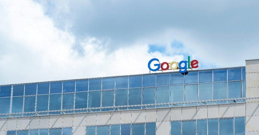AI新創們搶攻瀏覽器市場 Google Chrome地位不保? 1 Poland Google company office 123rf