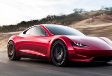 馬斯克稱特斯拉年底將有「史詩級展示」，外界推測，可能與下一代Roadster超跑相關，外媒質疑他的承諾常常跳票。