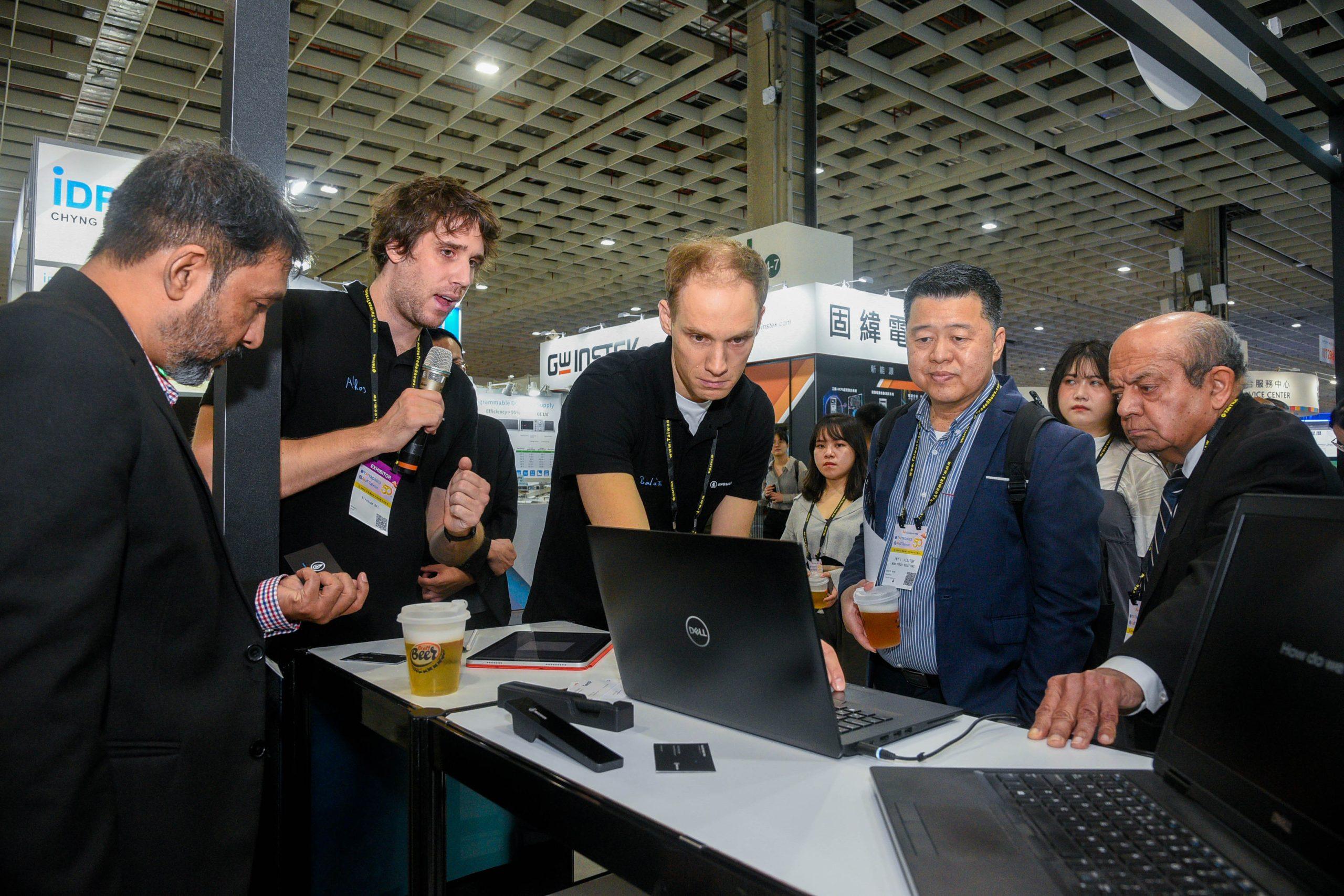 TAITRONIC& AIoT Taiwan現場技術交流不間斷，吸引來自全球專業人士共襄盛舉。圖為2024年盛況。（圖／貿協提供）