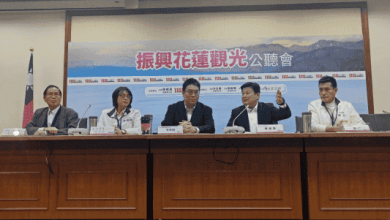 1111關心國旅 立委傅崐萁籲政府正視花蓮觀光困境 1 1