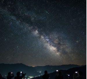 獵戶座流星雨凌晨達高峰!今夜台灣見證每小時10+顆流星火箭般劃破天際 1 1 13