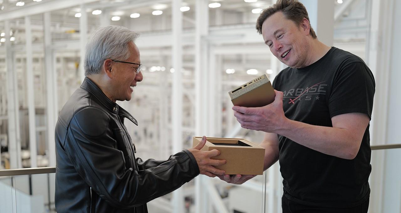 黃仁勳親送DGX Spark至SpaceX交付馬斯克 15日將上架官網銷售 1 Jensen Huang And Elon musk