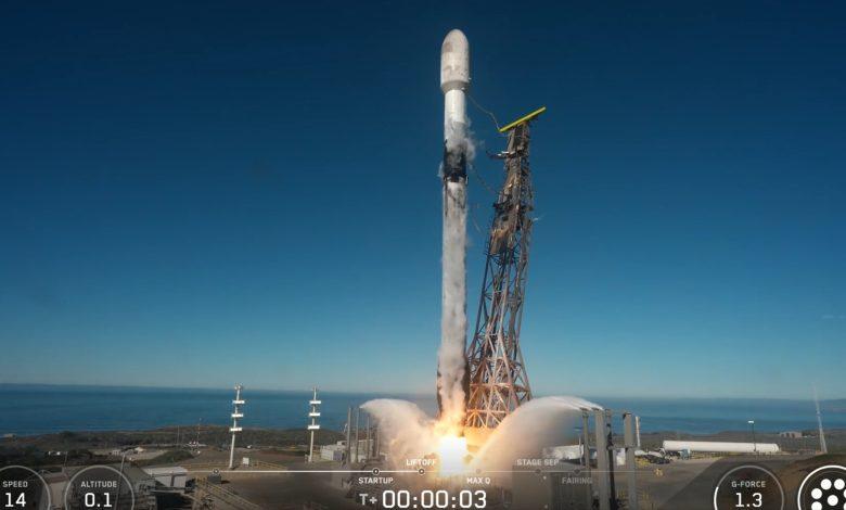 SpaceX獵鷹九號載運升空。（截取自SpaceX直播）