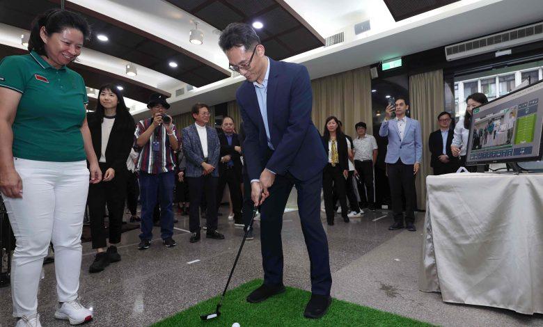 「AI智慧高球服務系統」首創可攜式複合感知一體機，結合「AI虛擬教練」提供即時動作回饋，並以輕量化設計大幅減少系統建置時間。（圖／經濟部提供）