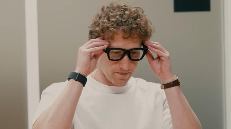 蘋果設計大將投奔Meta!未來iPhone設計會改變嗎? 1 1764814462340