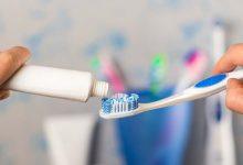 從毛髮和皮膚中提取的蛋白質—角蛋白（keratin），竟可修復並保護牙齒琺瑯質。（圖／123RF）