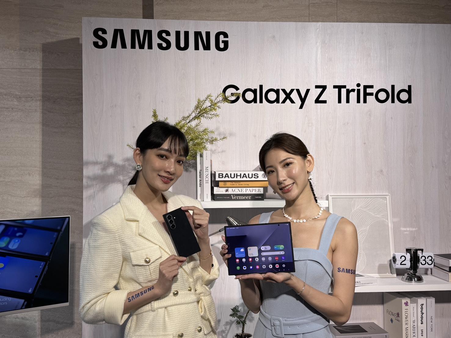 摺疊機天花板!三星Galaxy Z TriFold三摺機10吋巨幕 大展雙內摺設計工藝 2 S 18915439 0