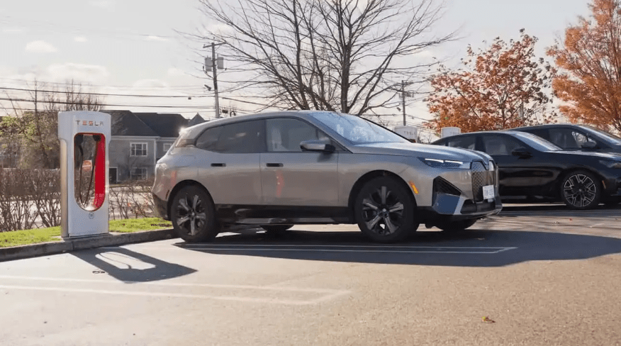 BMW電動車正式開放使用特斯拉超級充電站 2025年底前壓線上線 1 螢幕擷取畫面 2025 12 11 154526