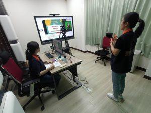 國立空中大學管理與資訊學系:培育管理+AI雙核心能力 彈性學習無時無刻 2 視訊面授即時手語同步翻譯