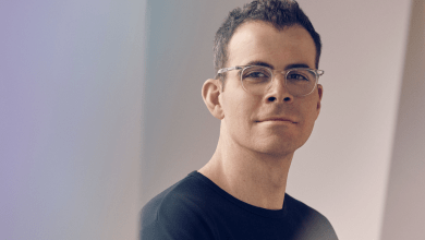 Instagram總監Adam Mosseri認為，與其不斷追逐並標記虛假影像，不如為「真實媒體」建立數位指紋。（圖／Meta提供）