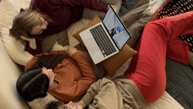 蘋果（Apple）正著手研發一款「超薄型」的Face ID組件，有望登陸MacBook。（圖／截取自蘋果官網）