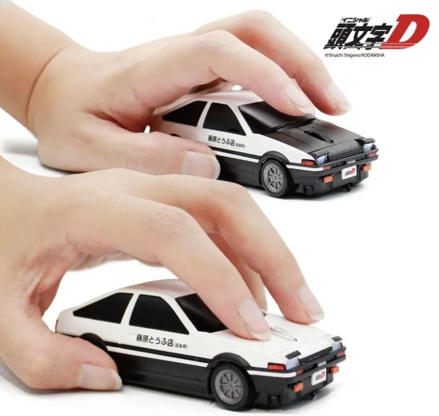 隆重推出支援藍牙功能的汽車造型無線滑鼠－ToyotaAE86「頭文字D」，通電後，前後燈會亮起。頭燈亦可開啟或關閉。（圖／取自camshop官網）