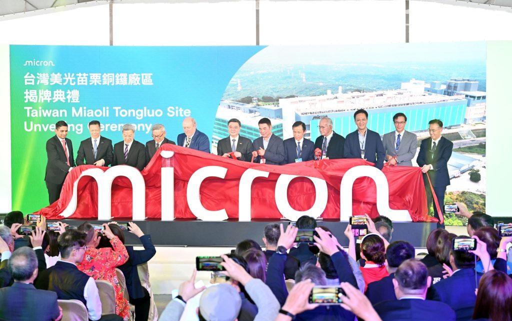 393b3059 8fd6 486f ba6c 191979ee4fce