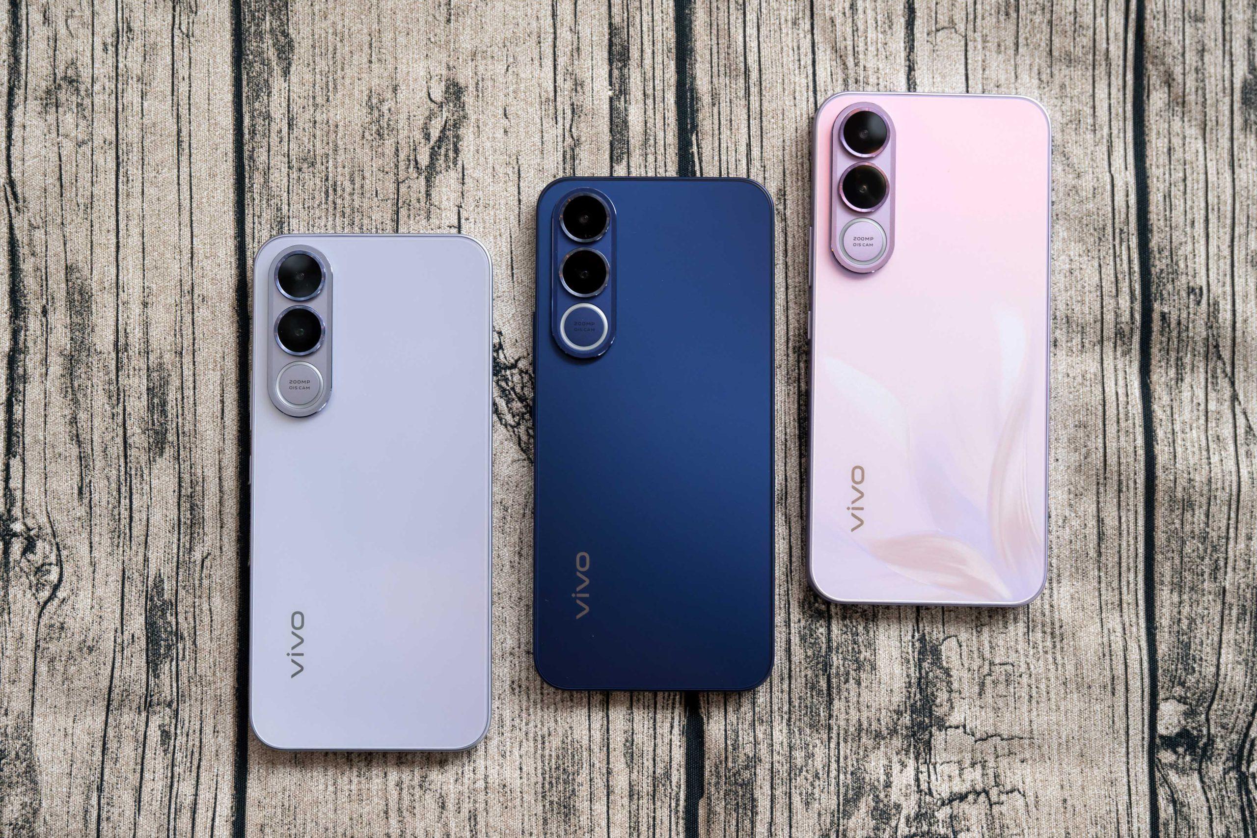 vivo V70 FE推出「花紫」、「霧銀」、「夜藍」三色。（圖／vivo提供）