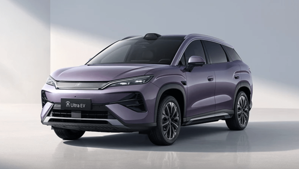 比亞迪全新純電SUV「宋Ultra EV」僅需5分鐘即可充電完成，起售價15.19萬人民幣（約2.2萬美元）。（圖／截取自比亞迪）