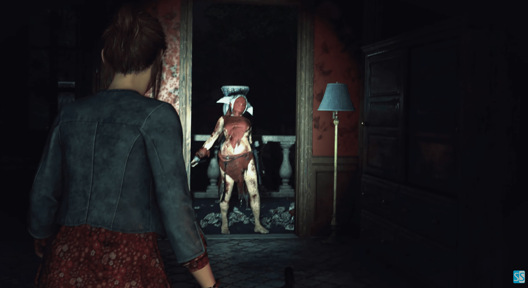 當現實碎裂、黑暗力量甦醒,每一步都將她推向真相......以及比她更古老的恐怖深淵。《紅衣修女之遺產》融合經典生存恐怖、潛行與心理驚悚元素,專為吸引《重返母體》系列新舊玩家而生，並引入以感知、催眠與環境操控為核心的全新機制。（圖／擷取自Soft Source YT）