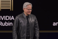 黃仁勳在GTC大會上的主題演講，分享人工智慧、人工智慧工廠和物理人工智慧如何驅動下一代智慧系統。（圖／擷取自輝達GTC官方直播）