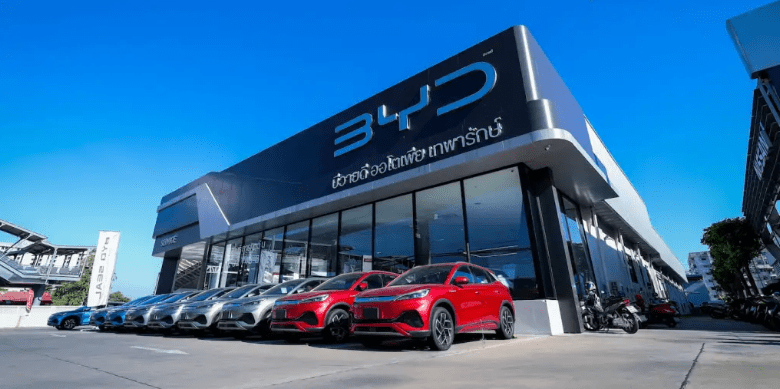 全球消費者轉向電動車趨勢明顯，中國電動車大廠比亞迪正迎來新一波需求成長。（圖／BYD提供）