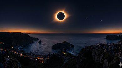 今年8月一場橫跨北極、格陵蘭、冰島到西班牙的日全食即將登場。（圖／AI生成）