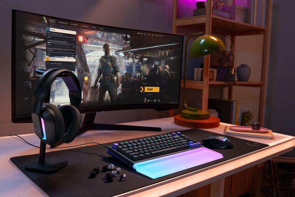 G512 X在Logitech G官網、MOMO、蝦皮、PCHOME官方帳號及線下羅技旗艦館開放搶先預購，期間推出同系列G512 X75手托800元及G512 X 98 1,000元加價購優惠，並於5 月 2 日全通路上市！（圖／Logitech提供）