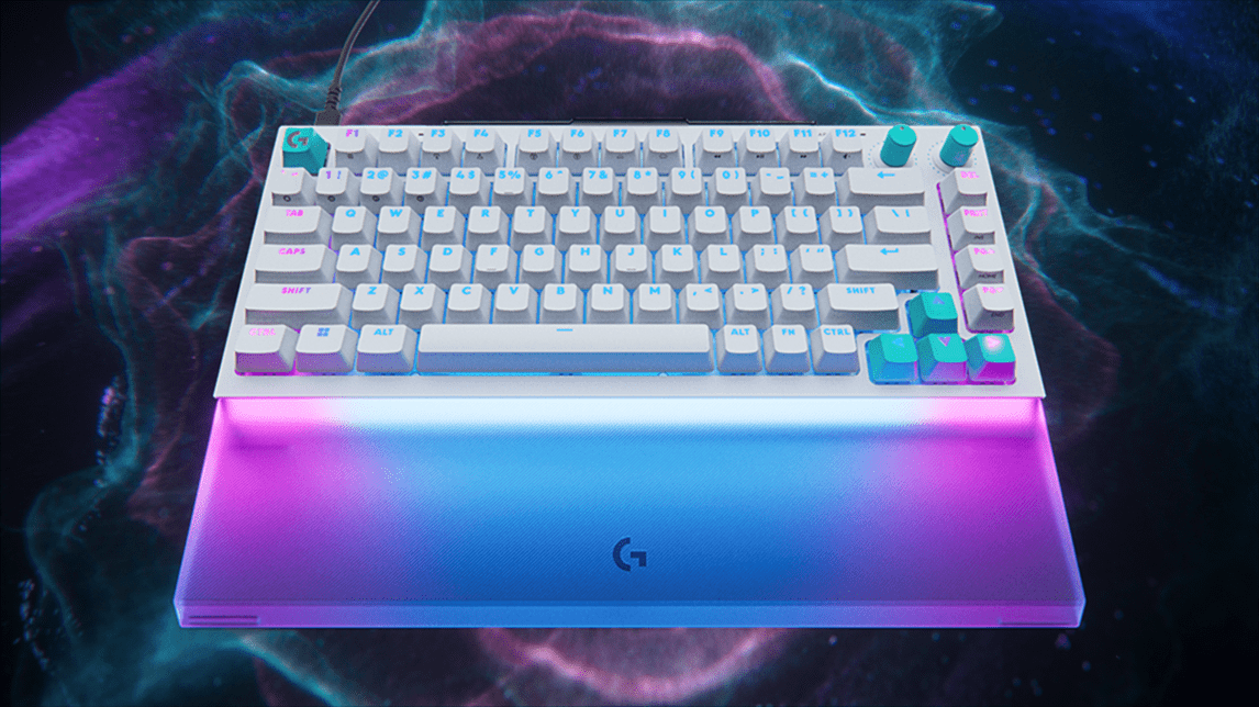 Logitech G 同步推出全新專屬具透光性的鍵盤手托，打造華麗且極具穿透力的電競場景。（圖／Logitech提供）