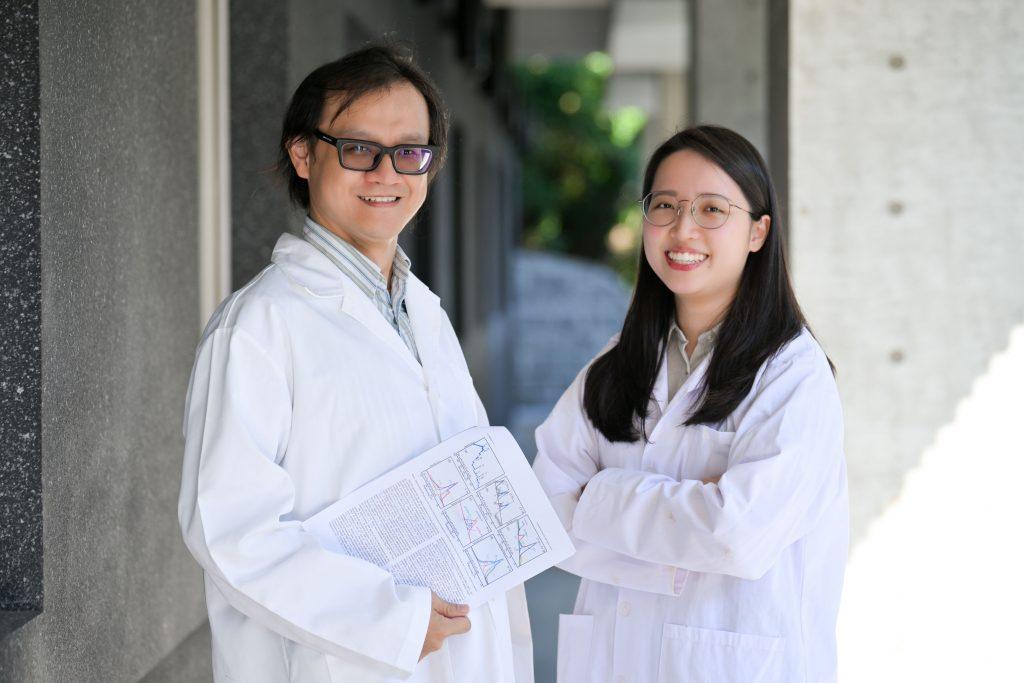 環衛所教授余國賓左與王安妤碩士 2