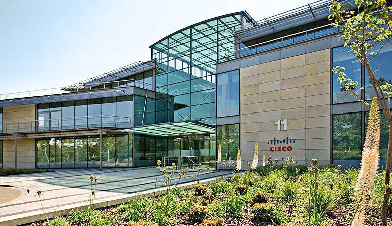 思科（Cisco）為將投資重心轉移至AI及相關成長領域，計畫裁撤約4000名員工。（圖／截取自思科）