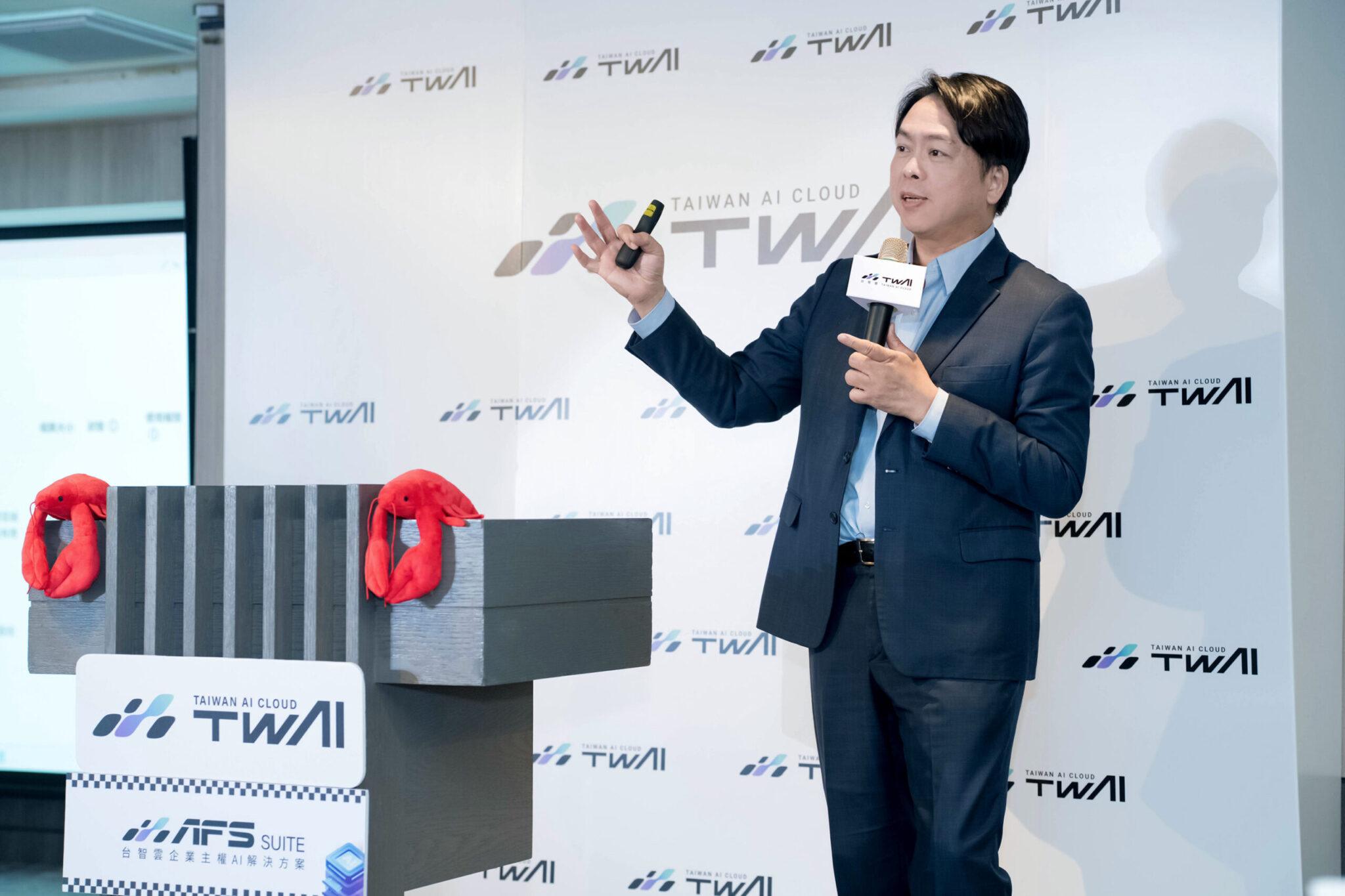 看好「龍蝦」AI 代理熱潮 台智雲推出企業主權AI平台AFS Suite 1 台智雲宣布推出「AFS Suite」 企業主權 AI 平台。圖為總經理吳漢章。(圖/台智雲提供)