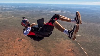 ASUS ProArt GoPro Edition與Red Bull熱血連動，透過高空飛行與跳傘場景，展現新世代創作者如何在極限環境中，將靈感即時轉化為影像作品。（圖／華碩提供）
