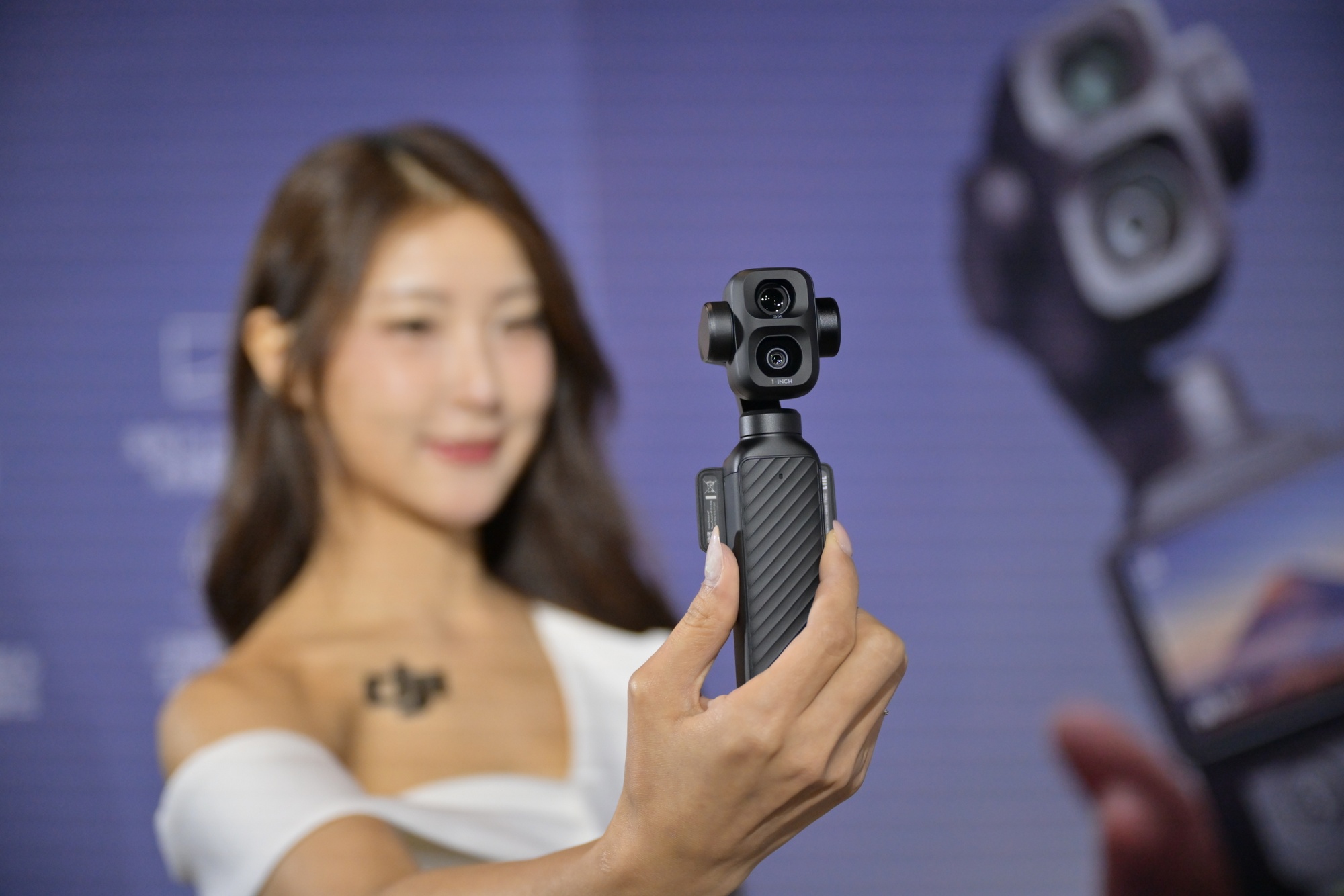 DJI Osmo Pocket 4P雙主攝口袋電影機將於6月29日晚間8點正式上市，開啟口袋電影創作新時代。（圖／DJI提供）