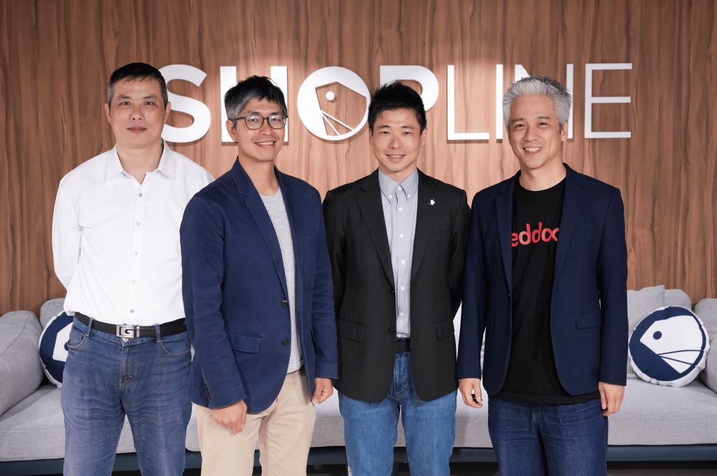 SHOPLINE 台灣總經理葉力維（右二）與三大 AI 生態圈夥伴將能數位行銷創辦人連啓佑（左一）、漸強實驗室產品負責人蘇晨豪（左二）、紅門互動執行長張元溢（右一）共同發表。（圖／SHOPLINE提供）