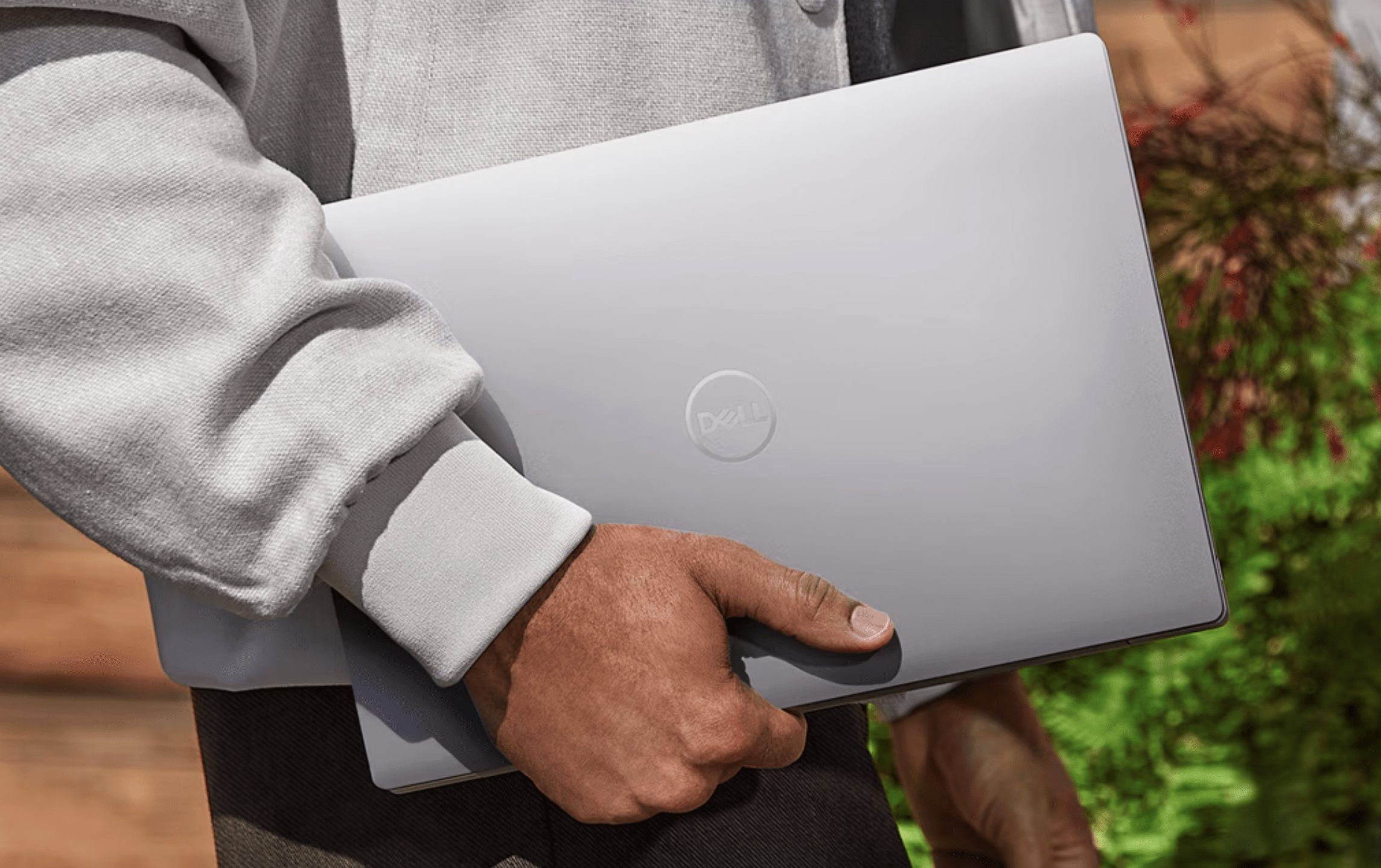 戴爾推出超平價699美元XPS 13筆電 全面挑戰蘋果MacBook Neo 1 戴爾(Dell)近日推出了旗下最經濟實惠的筆記型電腦XPS 13,起售價為699美元。(圖/截取自Dell)